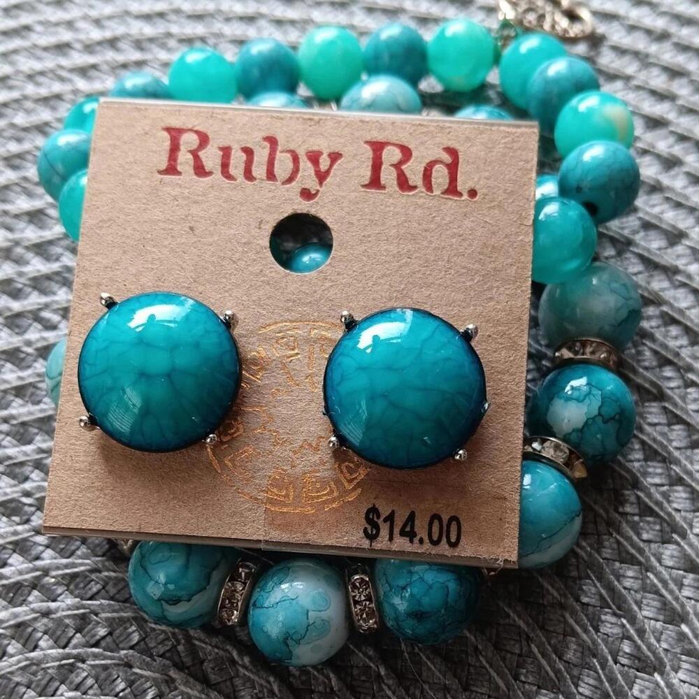 Ruby Rd. Blue Earrings & 2 Blue Bead Stretch Bracelets